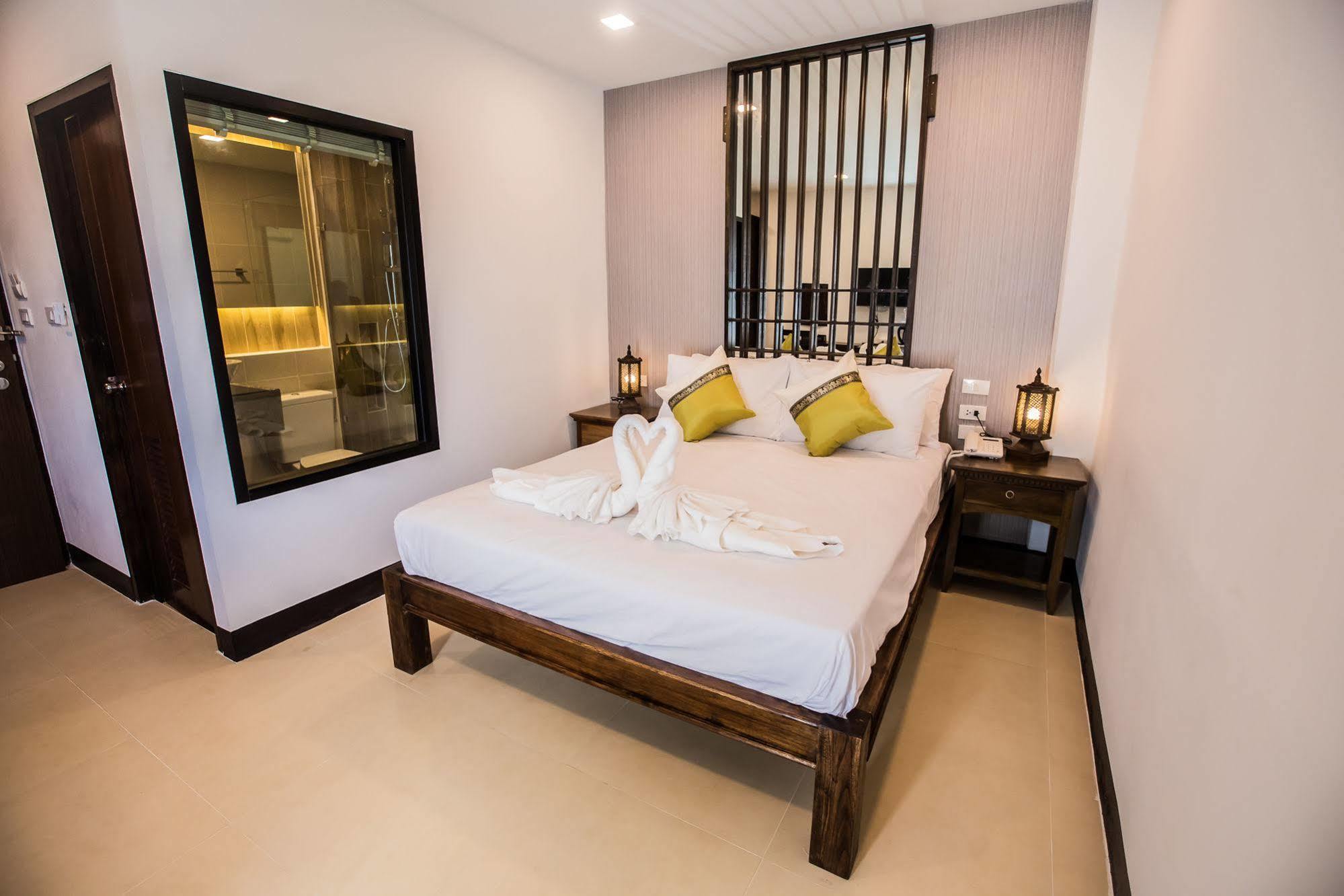 C Hotel Boutique&Comfort Chiang Mai Extérieur photo